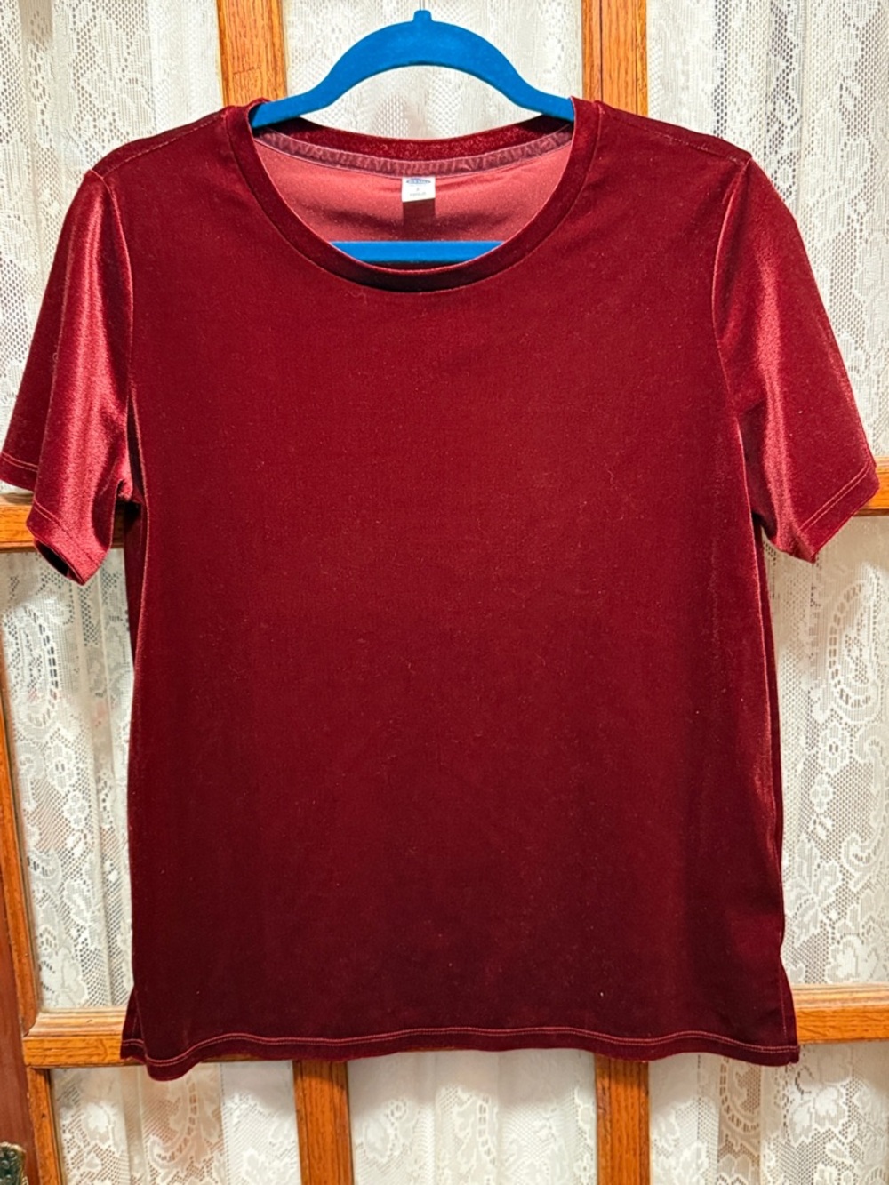 Old Navy Women’s Velvet Short Sleeve Tee